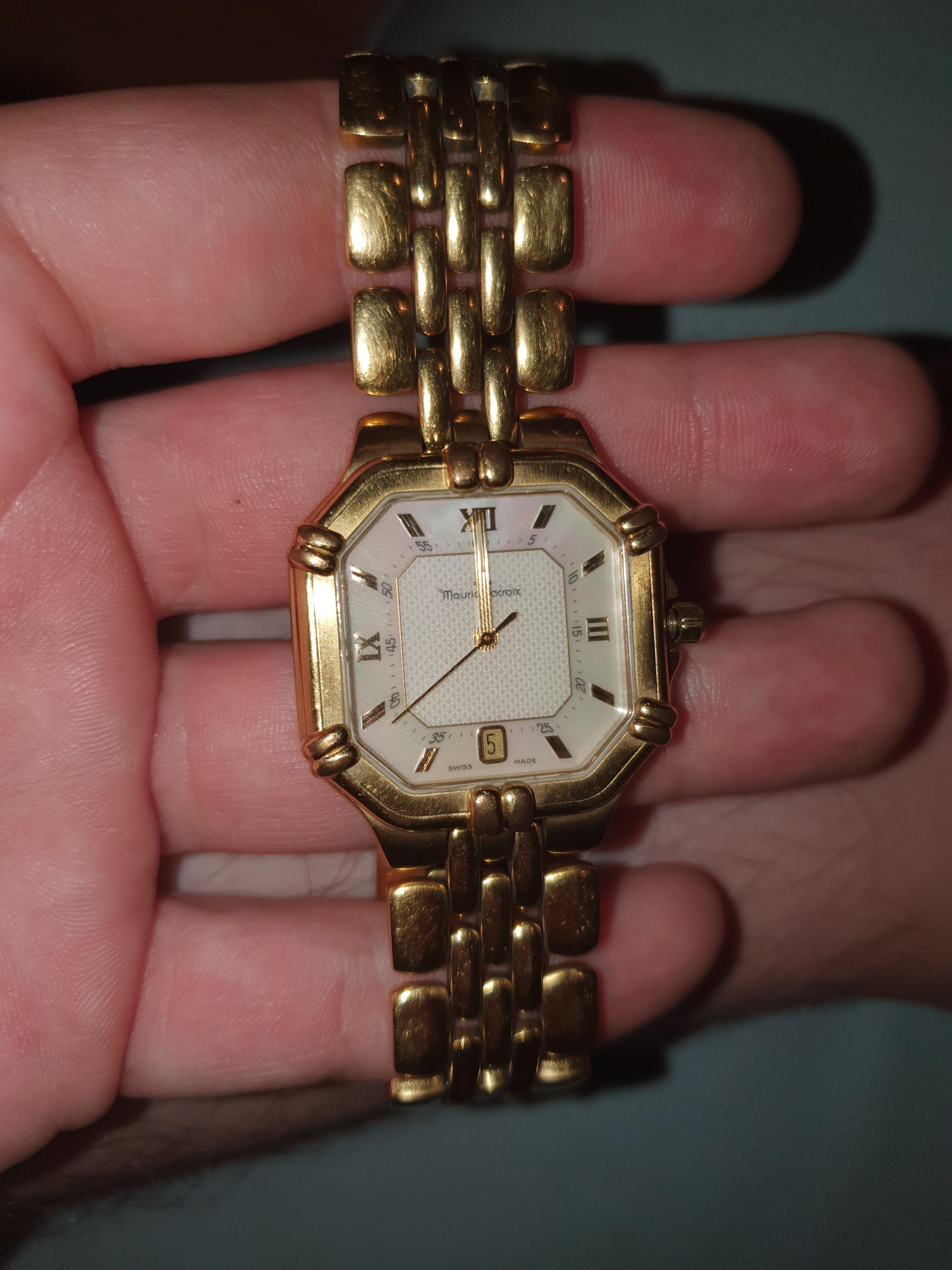 Was ist das f r eine Uhr und wieviel ist sie ungef hr wert Was ist das f r eine Uhr und wieviel ist sie ungef hr wert