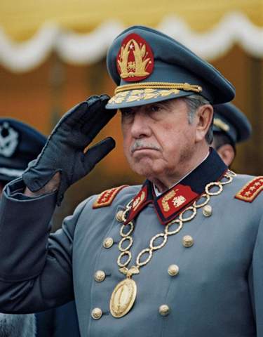 Was ist deine Meinung zu Augusto Pinochet?