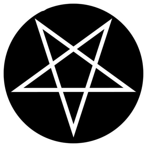 Was ist der Unterschied bei diesen Pentagrammen?