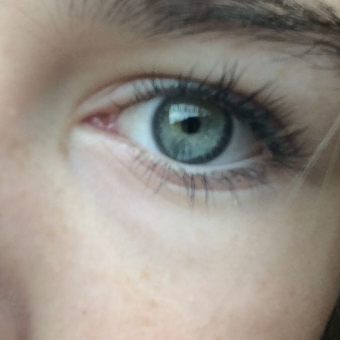 Das ist mein rechtes
- (Augen, Farbe)