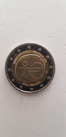 Was ist diese Münze wert (2 Euro Strichmännchen)?