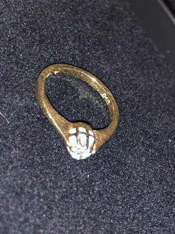 Was Ist Ein 585 Gold Ring Mlt 010 Karat Stein Wert Gewicht Ca 1 5 Gramm Schmuck Juwelier
