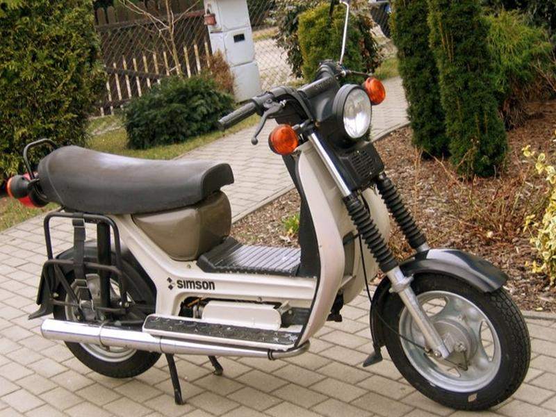 Was ist eure Meinung zur Simson Sr 50? (Aussehen, Führerschein, Motor)