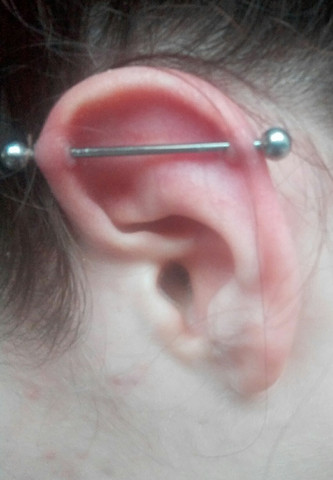 was ist mit meinem industrial piercing los knorpelpiercing wildfleisch am pircing