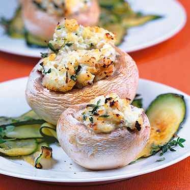 Schweineoehrchen aus blaetterteig selbst machen Was kocht man an Silvester? (kochen, Rezept)