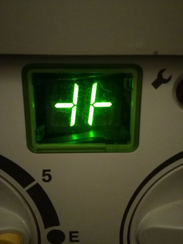 Was Konnte Mit Der Therme Hersteller Junkers Los Sein Kein Druckaufbau Beim Befullen Fehlermeldung Siehe Bild Heizung Sanitar Haustechnik