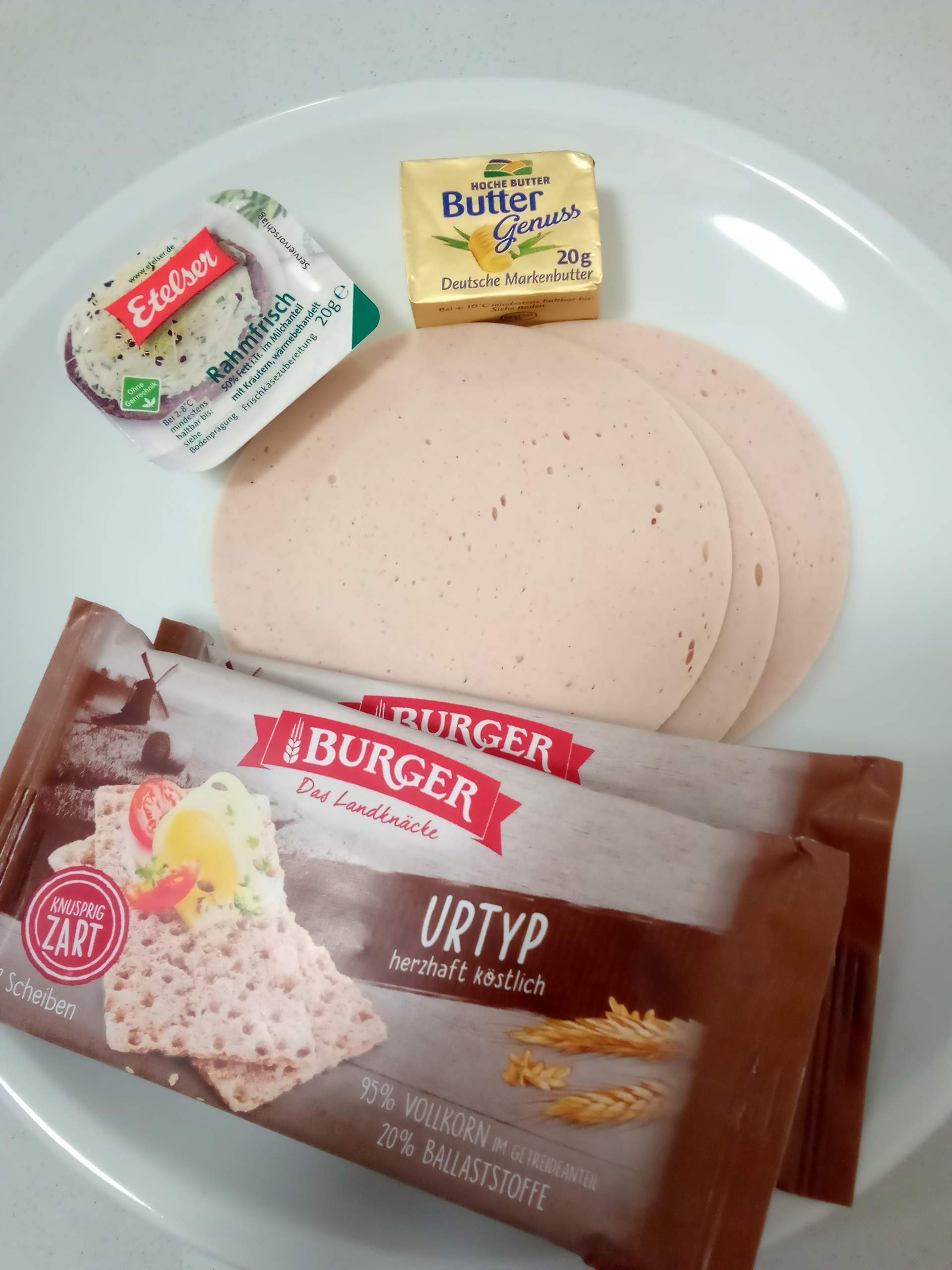 Wie Viele Kalorien Hat Ein Crepe Was schätzt ihr, wie viele Kalorien dieses gesamte Essen pro Tag hat