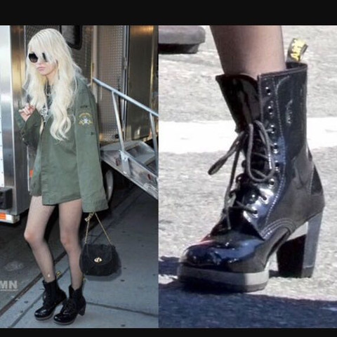 Schuhe - (Schuhe, martens)