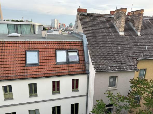 Was sind das für Haken auf den Dächern?