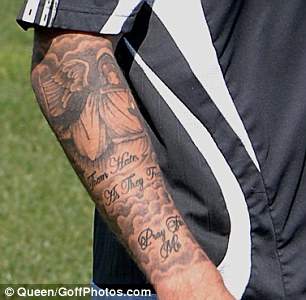 Was Sind Das Fur Wolken Wellen Am Unterarm Tattoo Oberarm Motiv