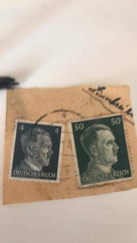 Was sind diese Hitler Briefmarken wert?