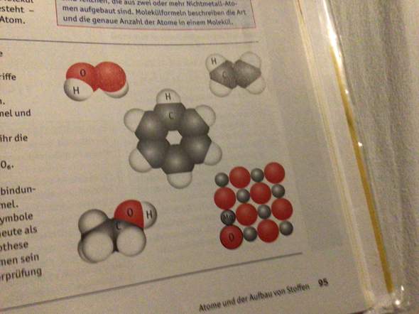 Was sind von der Abbildung die Verhältnis- und die Molekülformel ...