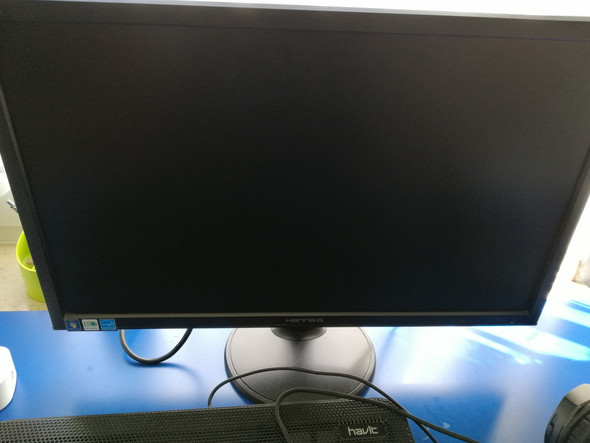 - (Computer, Bildschirm, gehtnichtmehran)