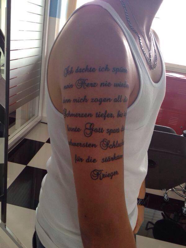 Was würde das Tattoo ungefähr kosten. Weiß das jemand?