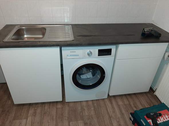 Waschmaschine nicht unterbaufhig trotzdem unter Arbeitsplatte? (Kche) Waschmaschine nicht unterbaufhig trotzdem unter Arbeitsplatte? (Kche)