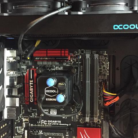 hier der block und radiator - (PC, cpu, wasserkühlung)