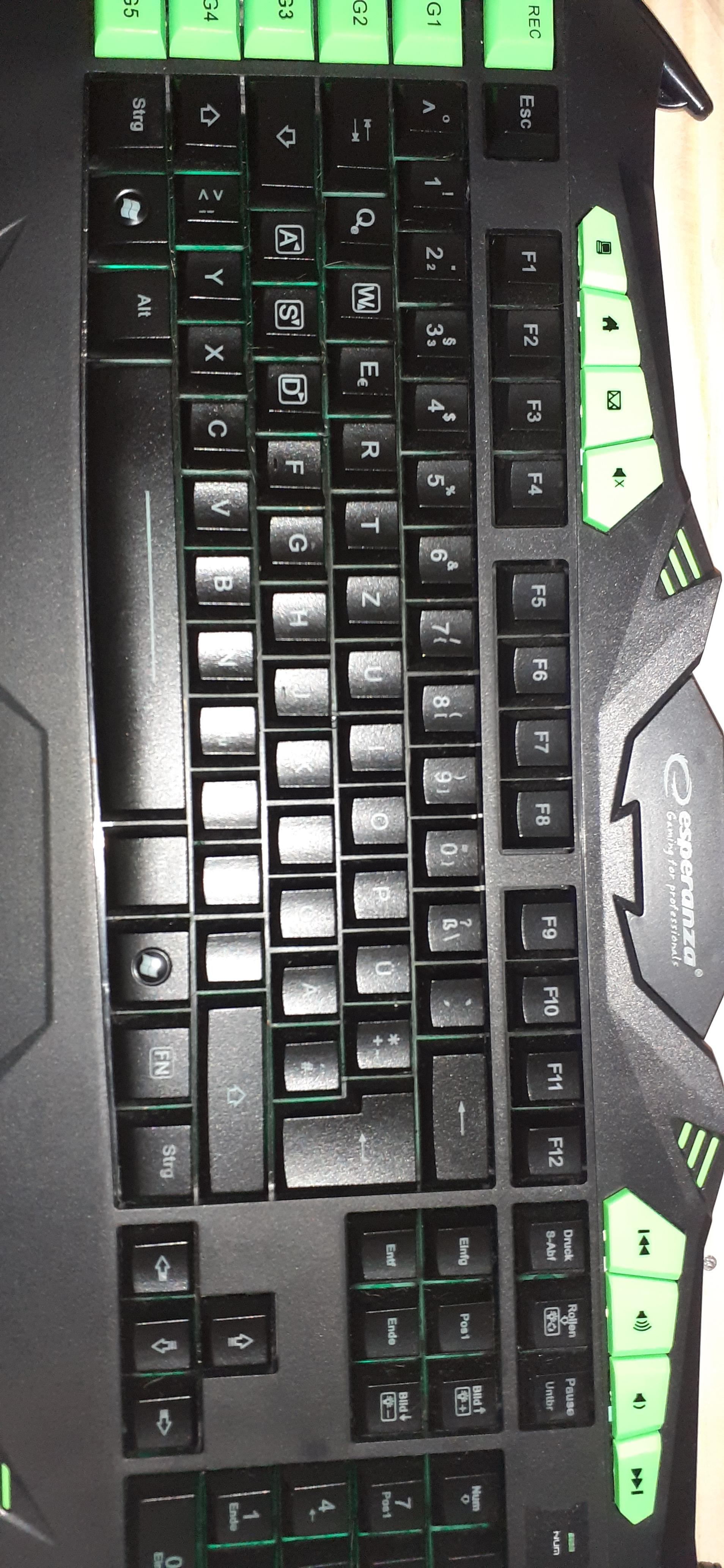 We macht man ein  Zeichen  auf der Pc  Tastatur Computer  We macht man ein  Zeichen  auf der Pc  Tastatur Computer