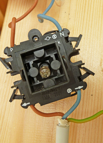 Wechselschaltung Aufputz Anschliessen - Wiring Diagram