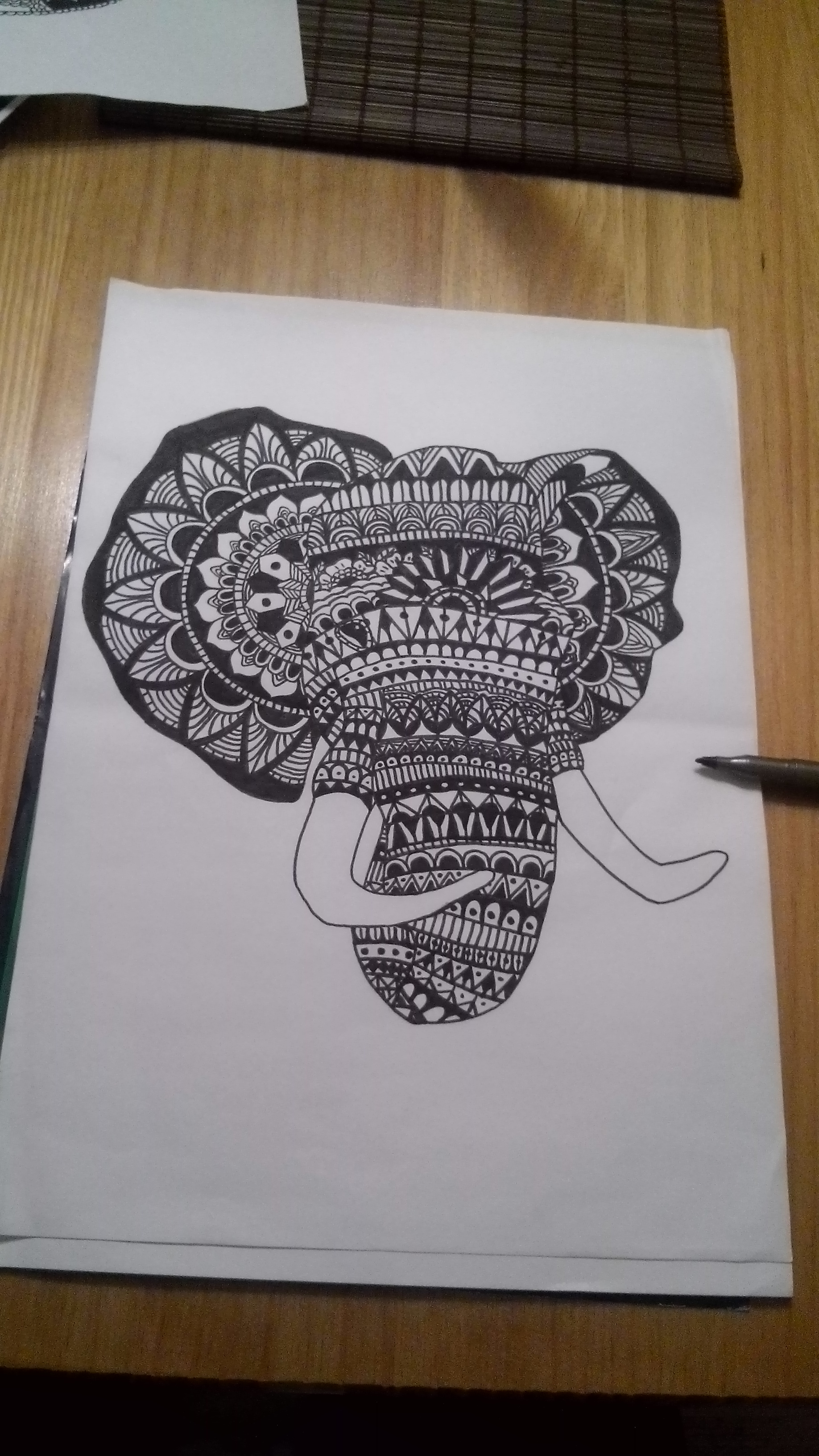 Weiß einer wie diese Art von Tattoos heißen? (Tattoo, Muster, elefant)