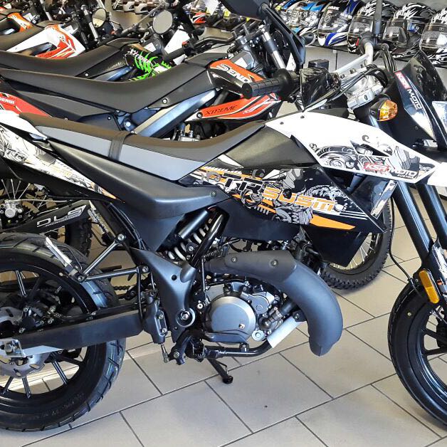 Weiss Hemand Wie Man Eine Ksr Moto Tr 50 Im Prinzip Eine Generic Trigger 50 Aufmacht Geschwindigkeit Beschleunigung Mofa Moped Weiss Hemand Wie Man Eine Ksr Moto Tr 50 Im Prinzip Eine Generic Trigger 50 Aufmacht Geschwindigkeit Beschleunigung Mofa Moped