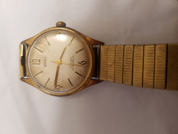 - (Uhr, Armbanduhr, uhren-wert)