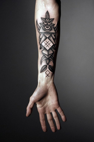 das Tattoo oben - (Preis, Tattoo)