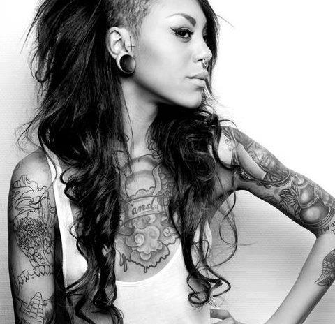 Und piercings bei extreme frauen tattoos Tattoos