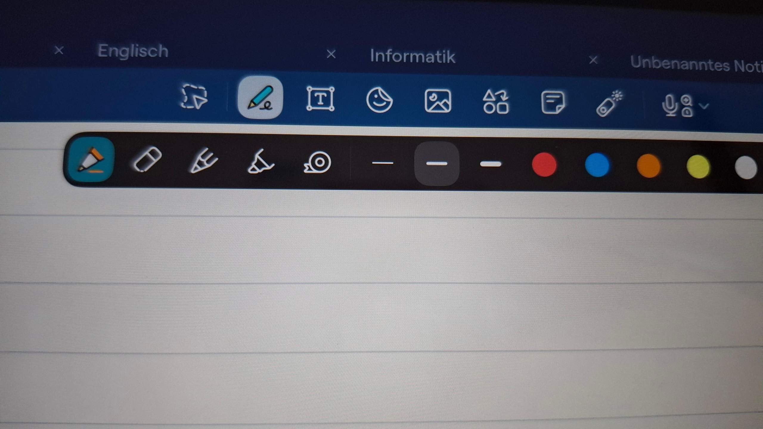 Weiß jemand wo die tastatur bei dem neuen Good Notes Update ist ...