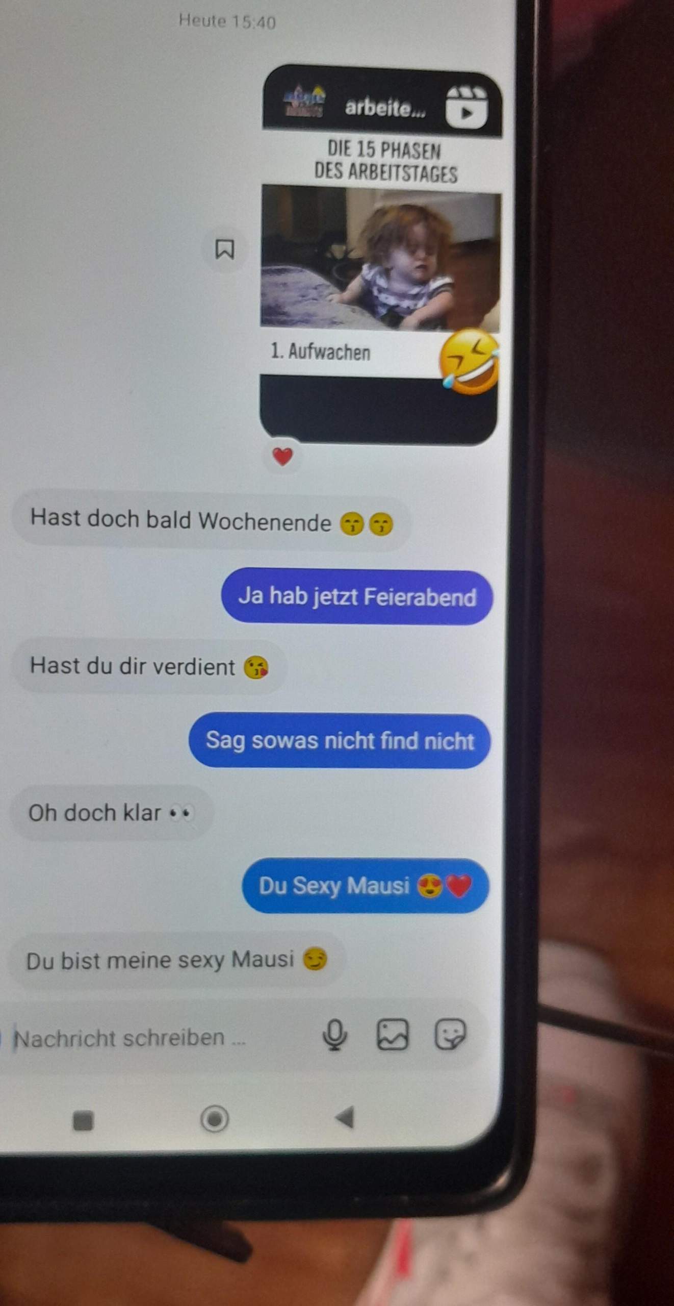 Weiß nicht was ich davon halten soll??Das schreibt mein Freund mit ex