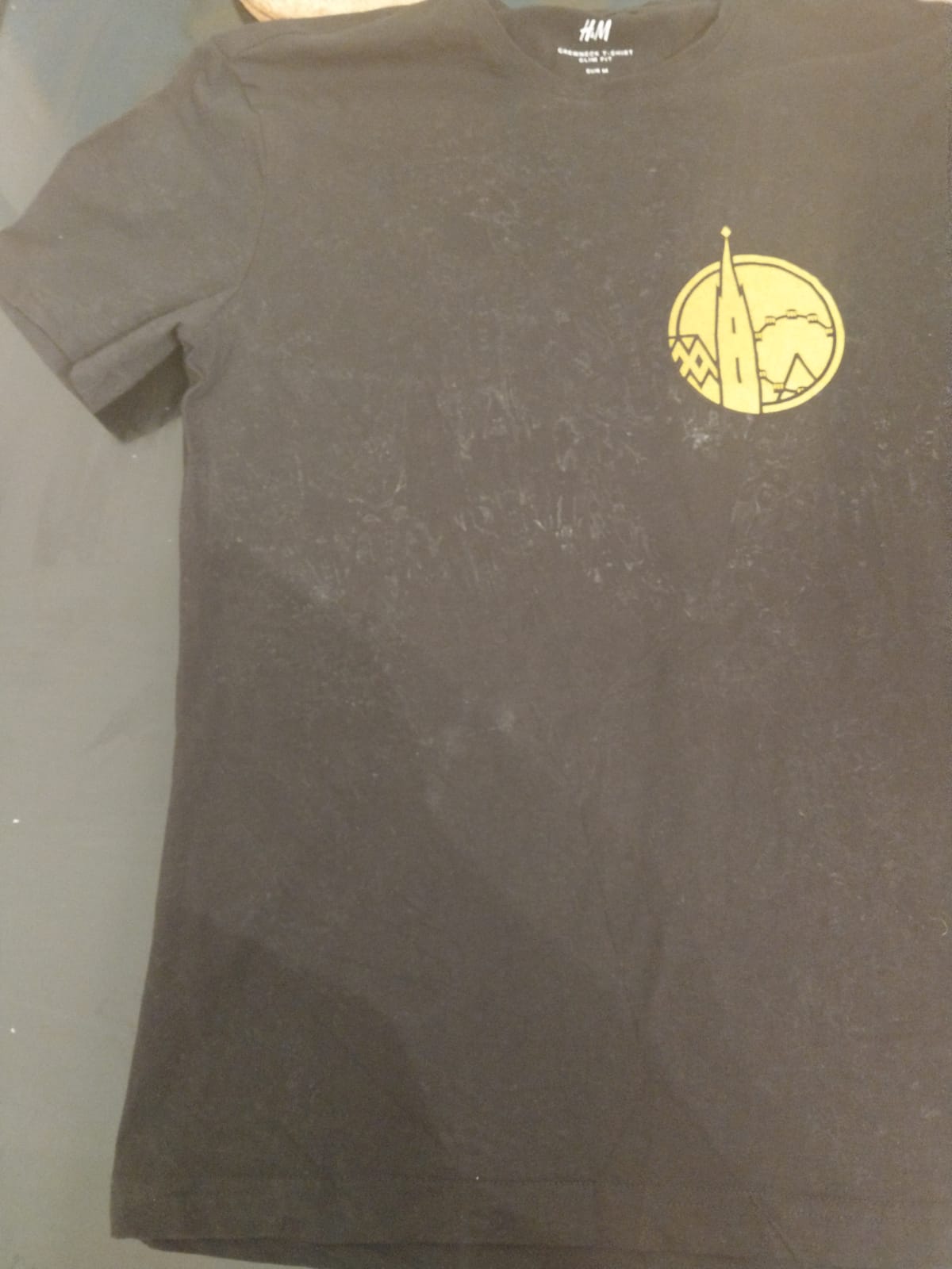 Weisse Flecken Auf Schwarzen T Shirts Nach Waschen Kleidung Haushalt