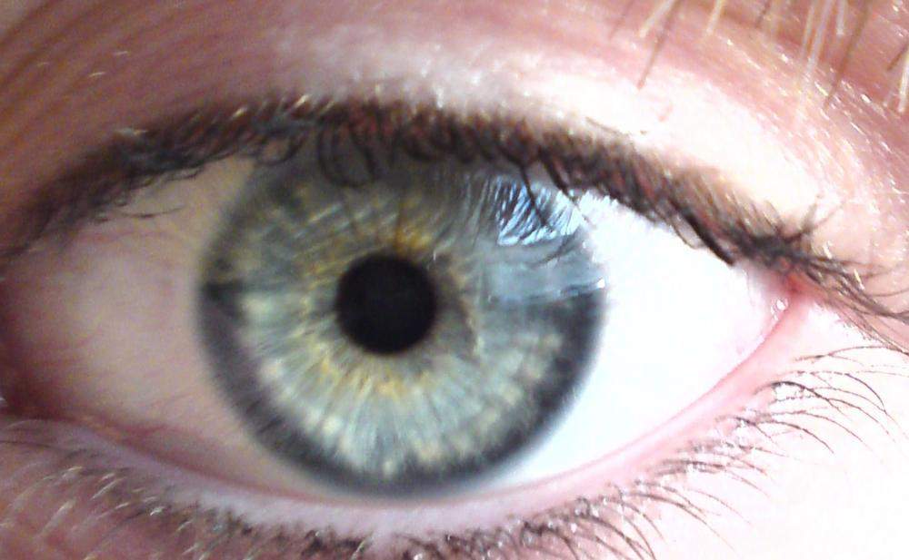 Bild von Menschen mit verschiedenen Augenfarben