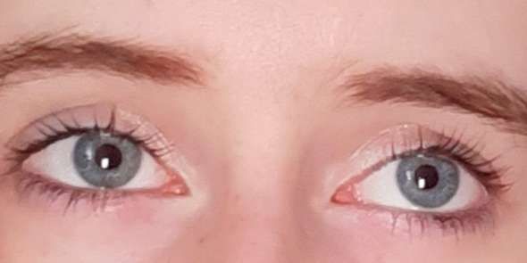 Welche Augenfarbe habe ich (blau oder grau)?