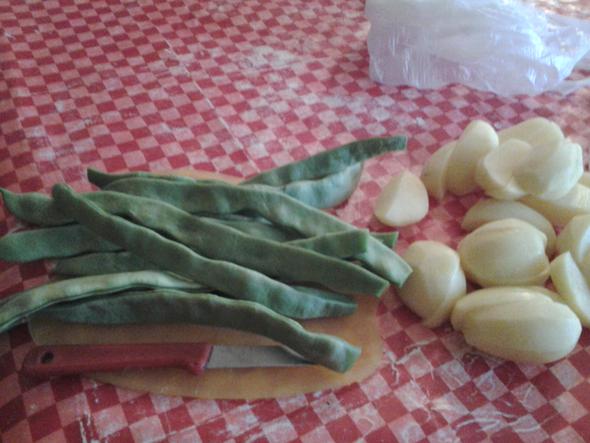 Welche Bohnensorte Ist Das Lange Flache Grune Schoten Mit Weissen