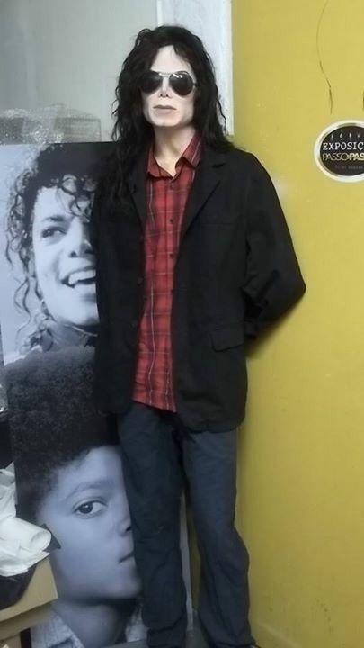 Warum Hat Sich Michael Jackson Weiß Gemacht