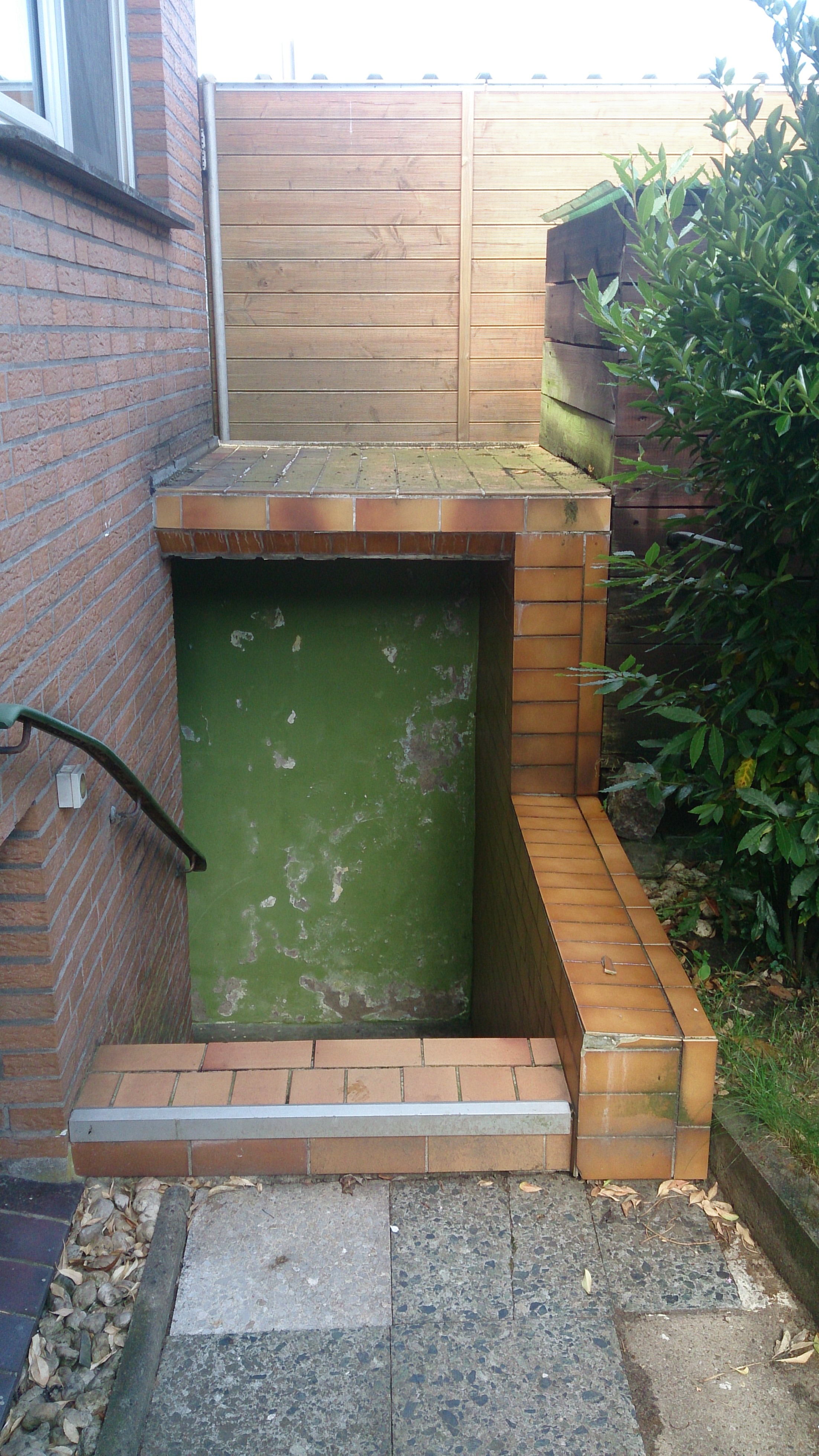 Welche Farbe oder Untergrund für einen Kellergang verwenden? (Wand