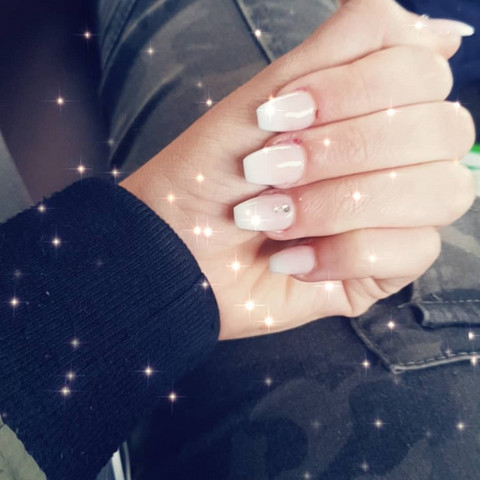 Welche Farbe Sind Die Gelnagel Madchen Nagel Hasslich