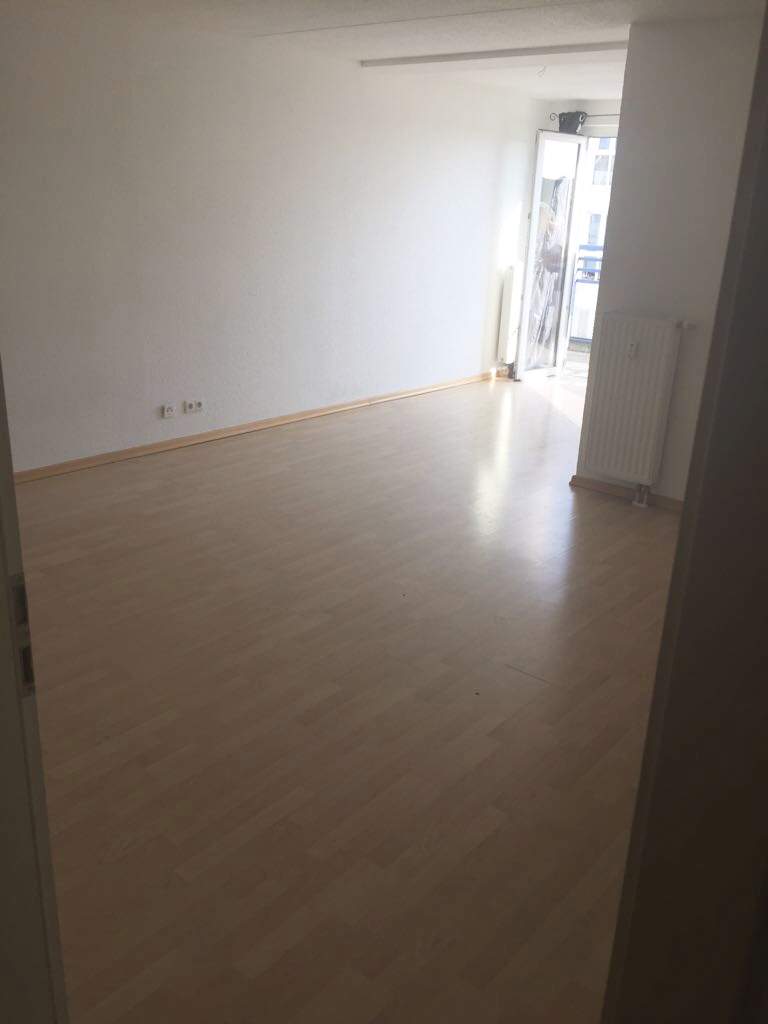 Welche Farben passen zum Laminat meiner zukünftigen Wohnung? (Wandfarbe