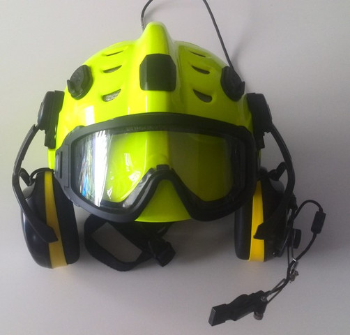 Helm mit Headset  - (Auto und Motorrad, Polizei, Bundeswehr)