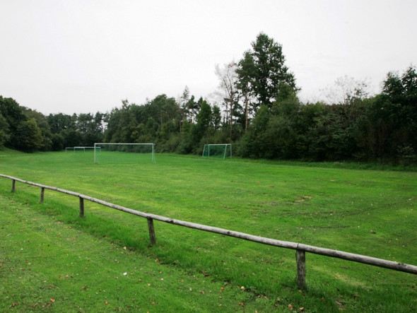 Bolzplatz - (Fußball, Stuttgart, Mannschaft)