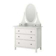 Und zu guter letzt: mit Kommode - (Beauty, Schönheit, IKEA)