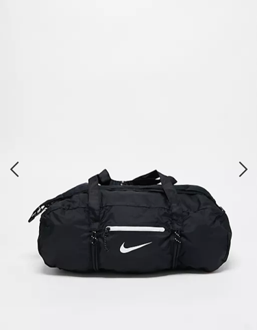 Welche größe hat diese Tasche?