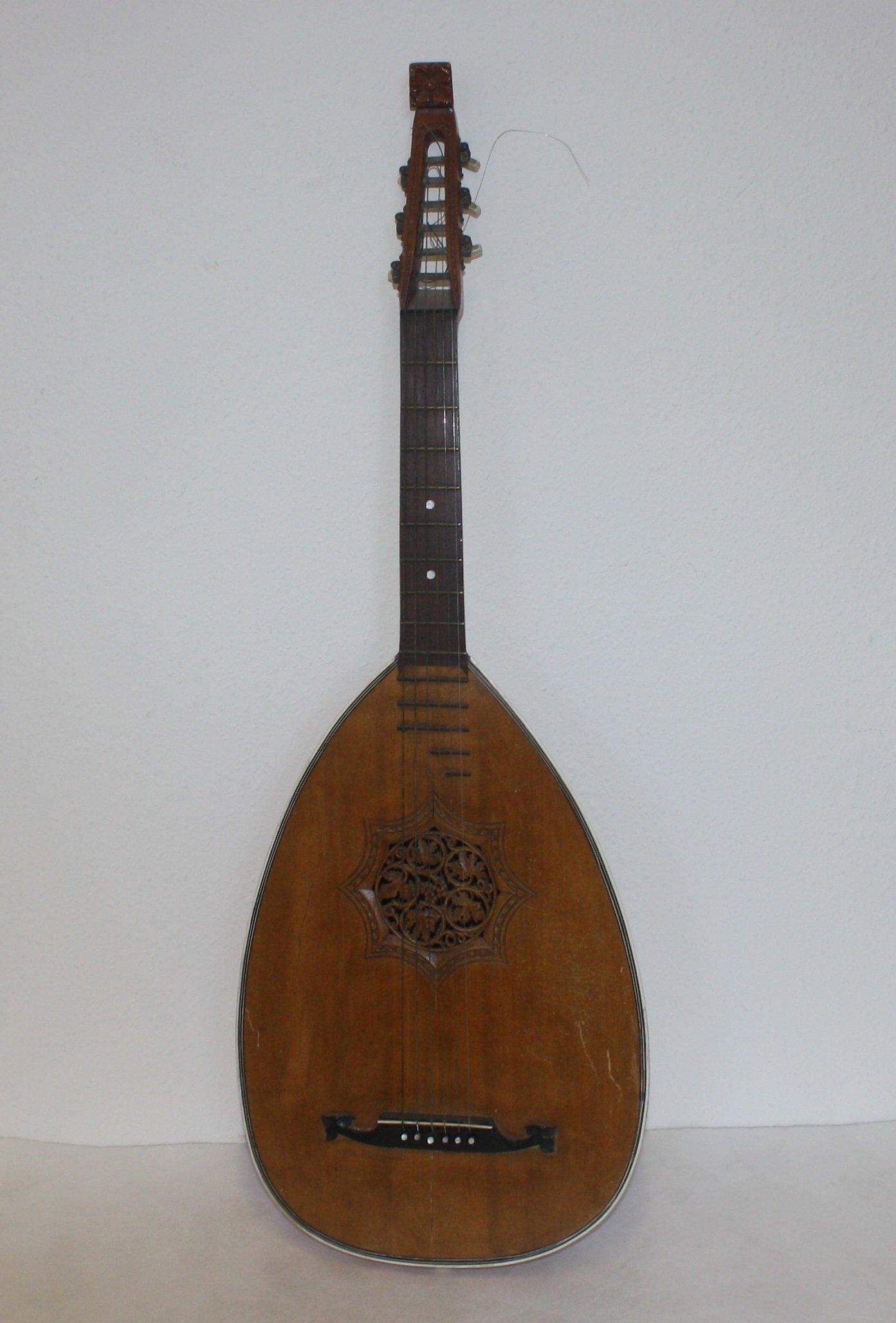 Welches Instrument sieht man auf dem Bild (Musikinstrumente)