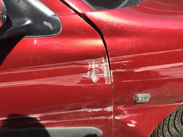 Welche Kosten Kommen Fur Die Reparatur Der Karosserie Auf Auto Auto Und Motorrad Kfz