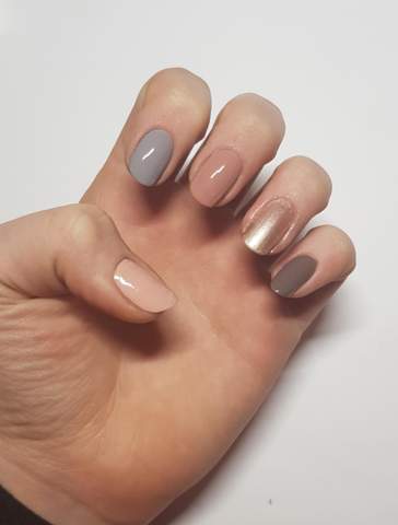 Blaues Kleid Welche Nagellack Stylische Kleider 2019