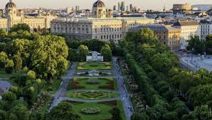 Welche Stadt findet ihr schöner - Wien oder Prag?