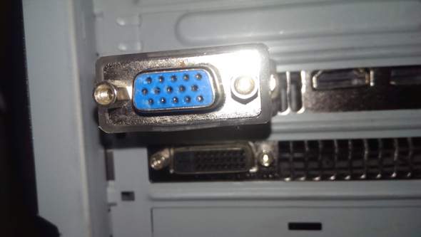 Die Anschlüsse - (PC, Bildschirm, HDMI)