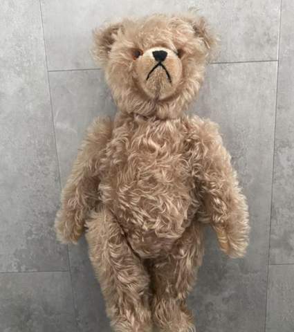 Welchem Hersteller kann man diesen Teddy zuordnen?