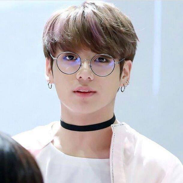 Welcher Bts Member Bin Ich Welchen BTS member findet ihr mit Brille am hübschesten/cutesten