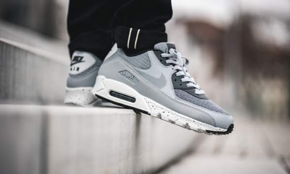 - (Mode, Schuhe, Nike)