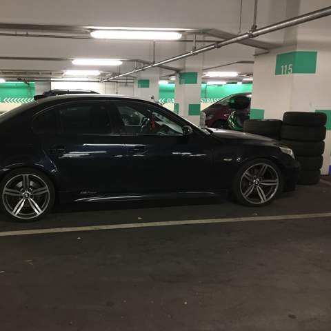 .....x - (Auto, Model, BMW)